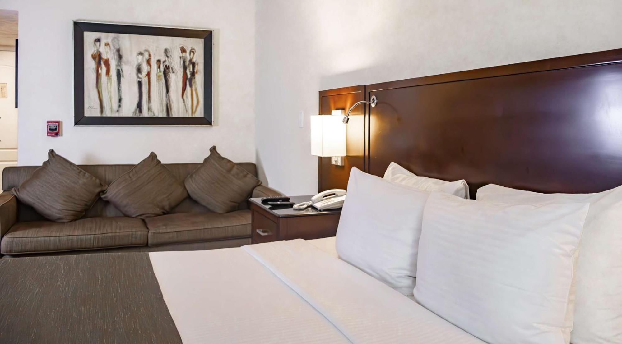 Best Western PLUS Monterrey Colón Exterior foto